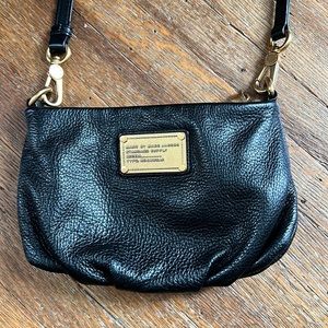 black marc by marc jacobs crossbody